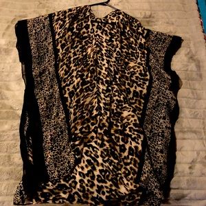 Leopard kimono, OS